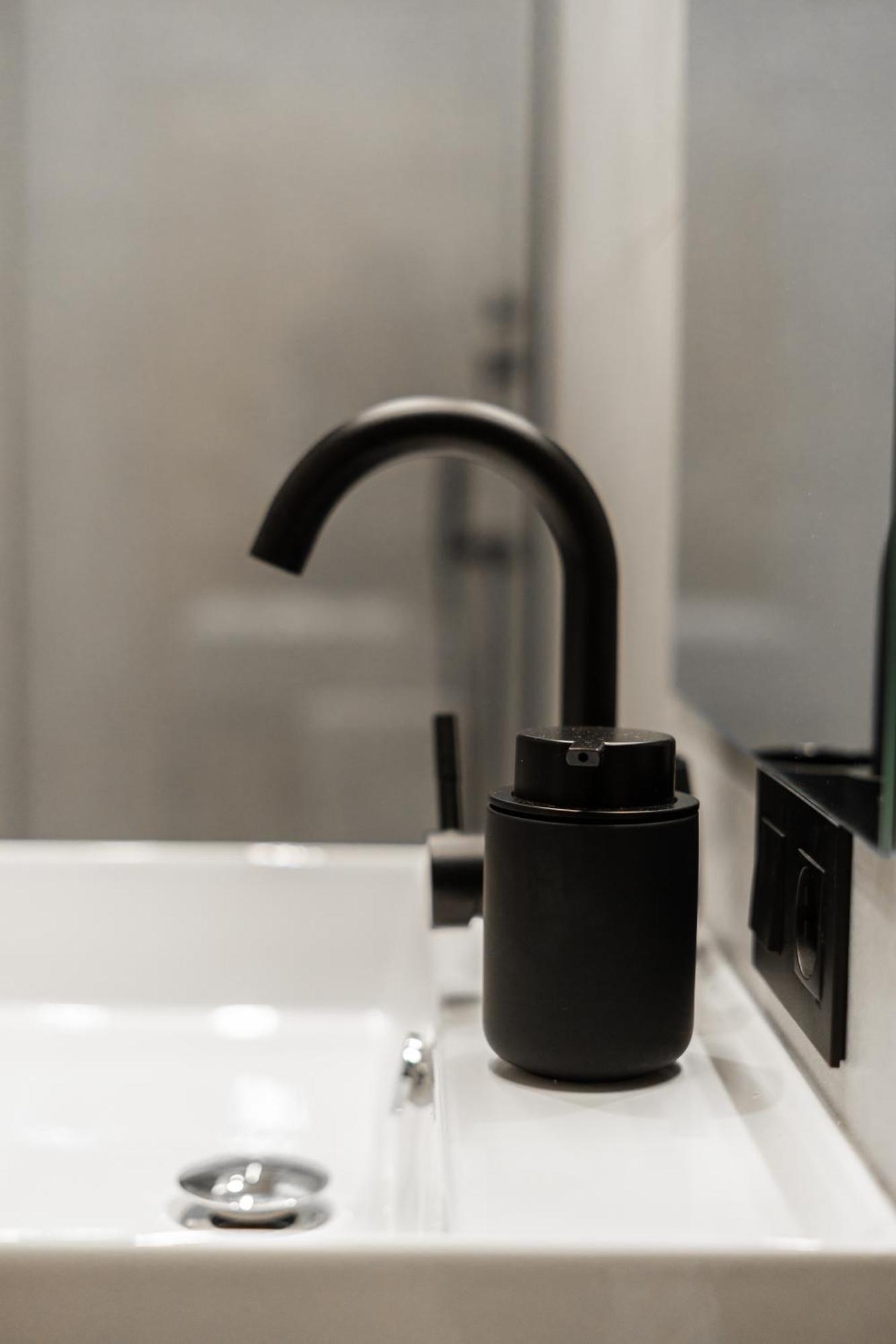 Hotel Miramar Smart Room Kovelʼ エクステリア 写真